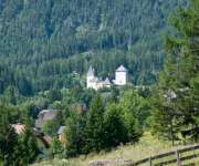 Burg Mauterndorf Sommer