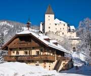 Burg Mauterndorf Winter